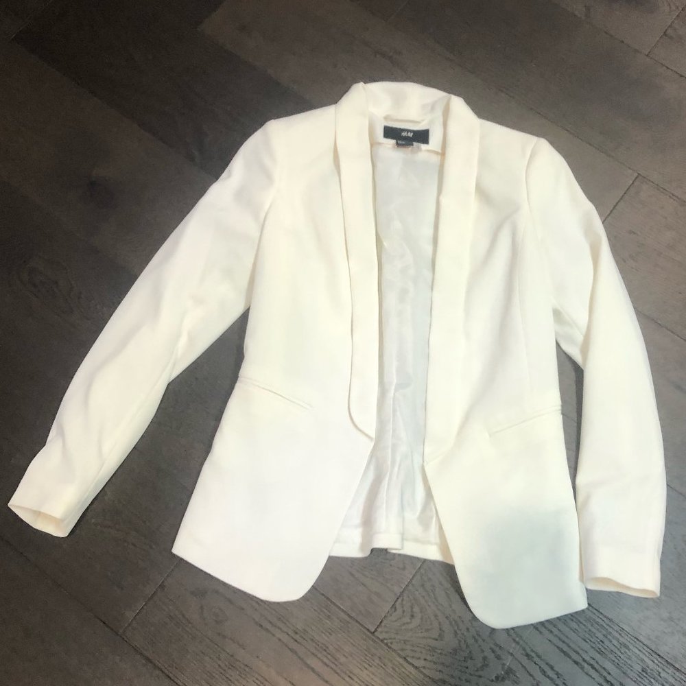 Size 2 White H&M Blazer